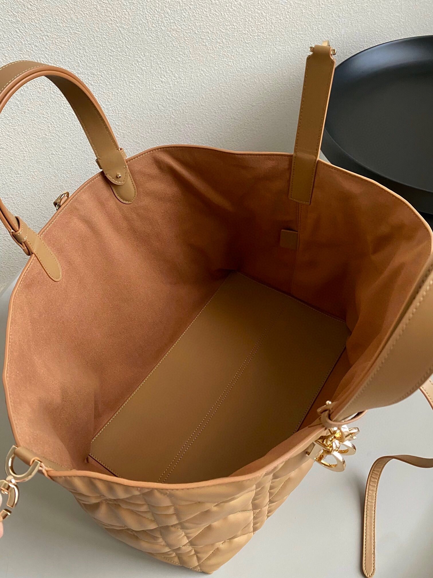 D*or toujours large bag in brown macrocannage calfskin