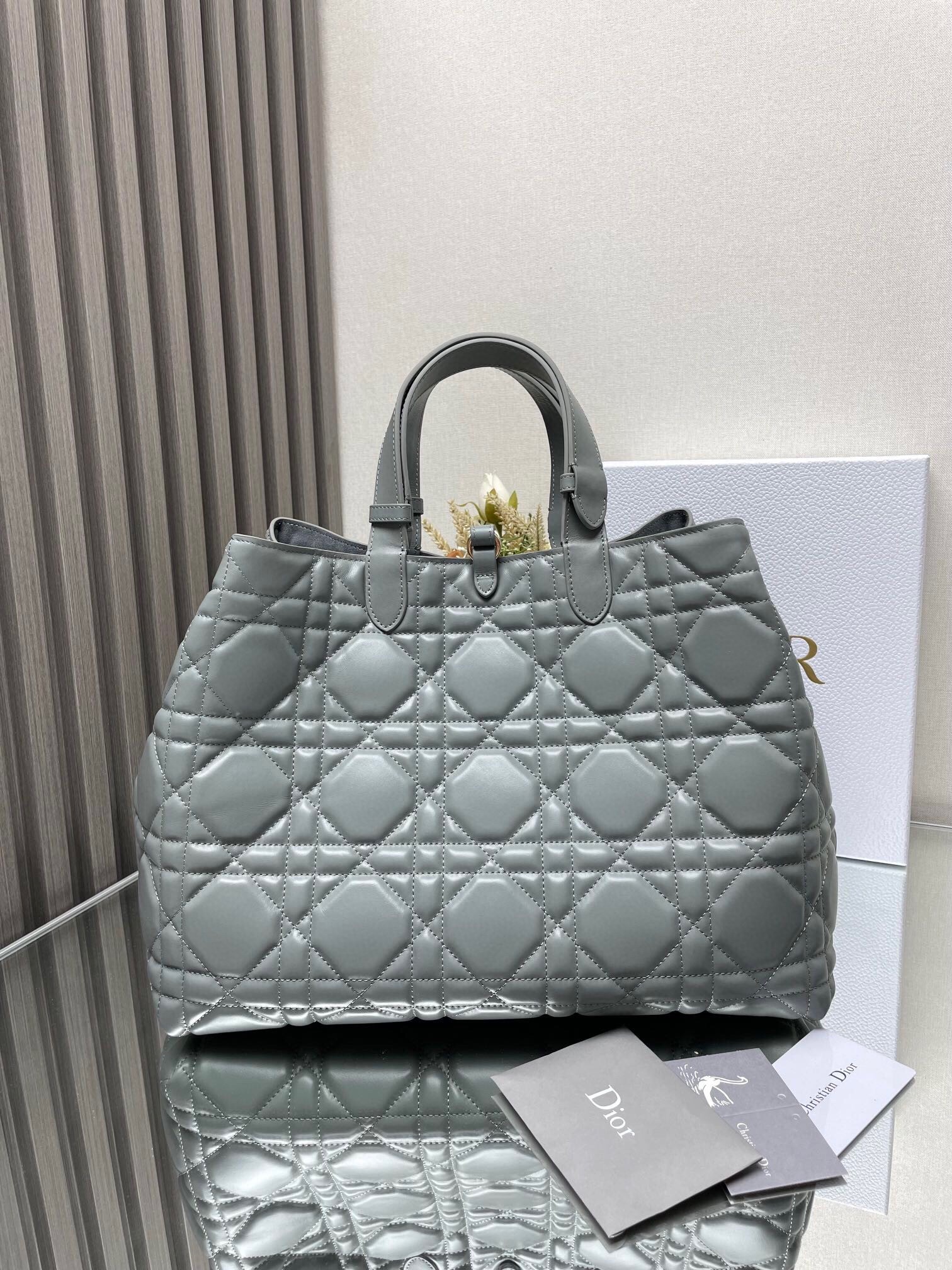 D*or toujours large bag in grey macrocannage calfskin