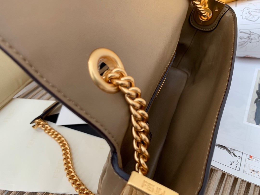 F**di baguette chain midi bag in taupe nappa leather