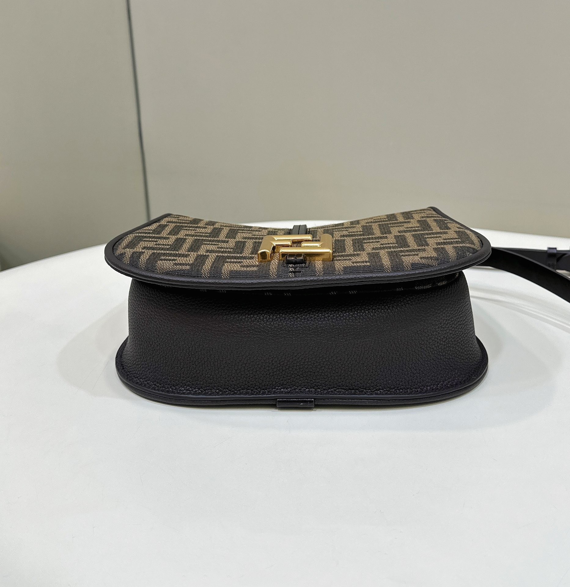F**di c’mon medium bag in ff jacquard fabric and leather