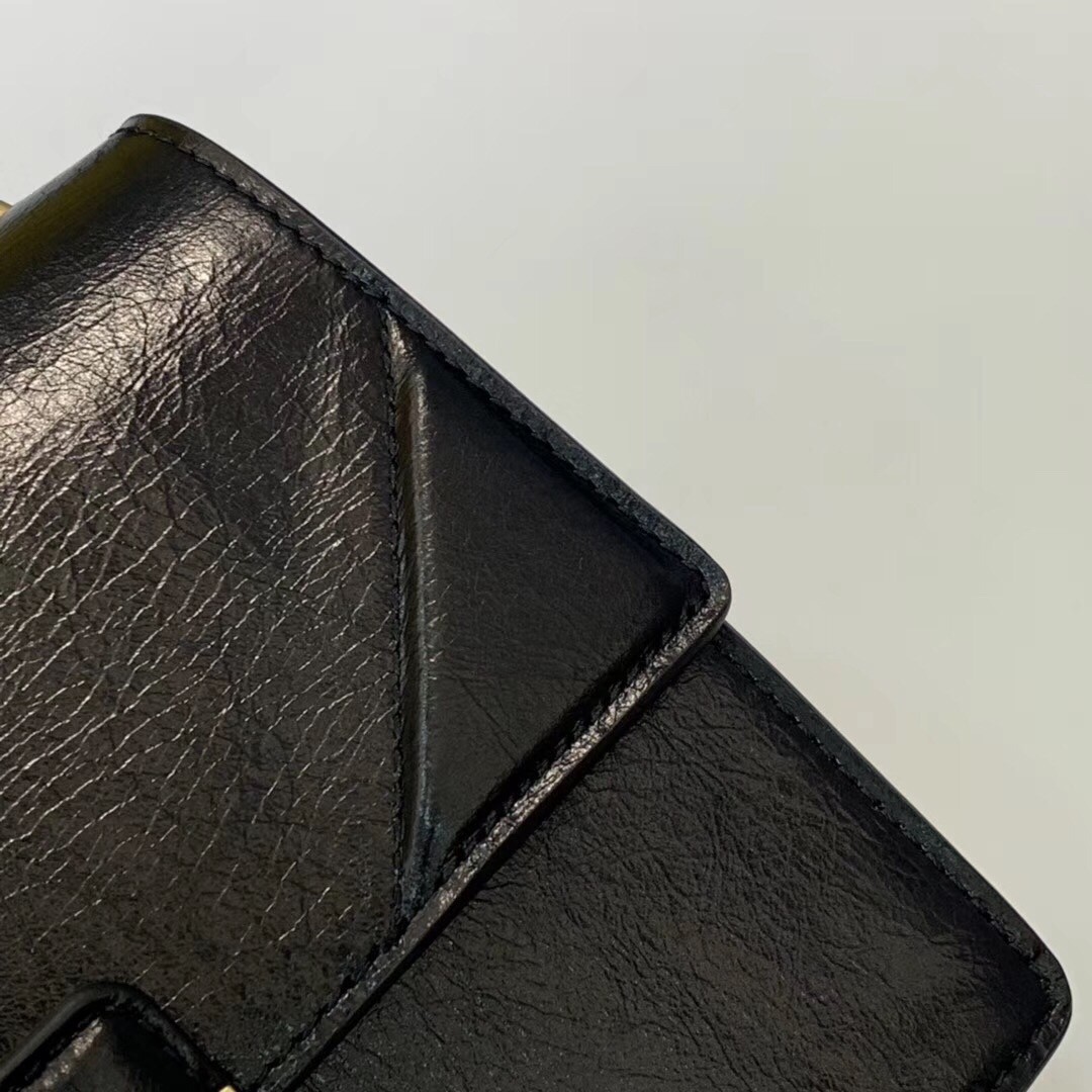 F**di small kan u bag in black glossy lambskin