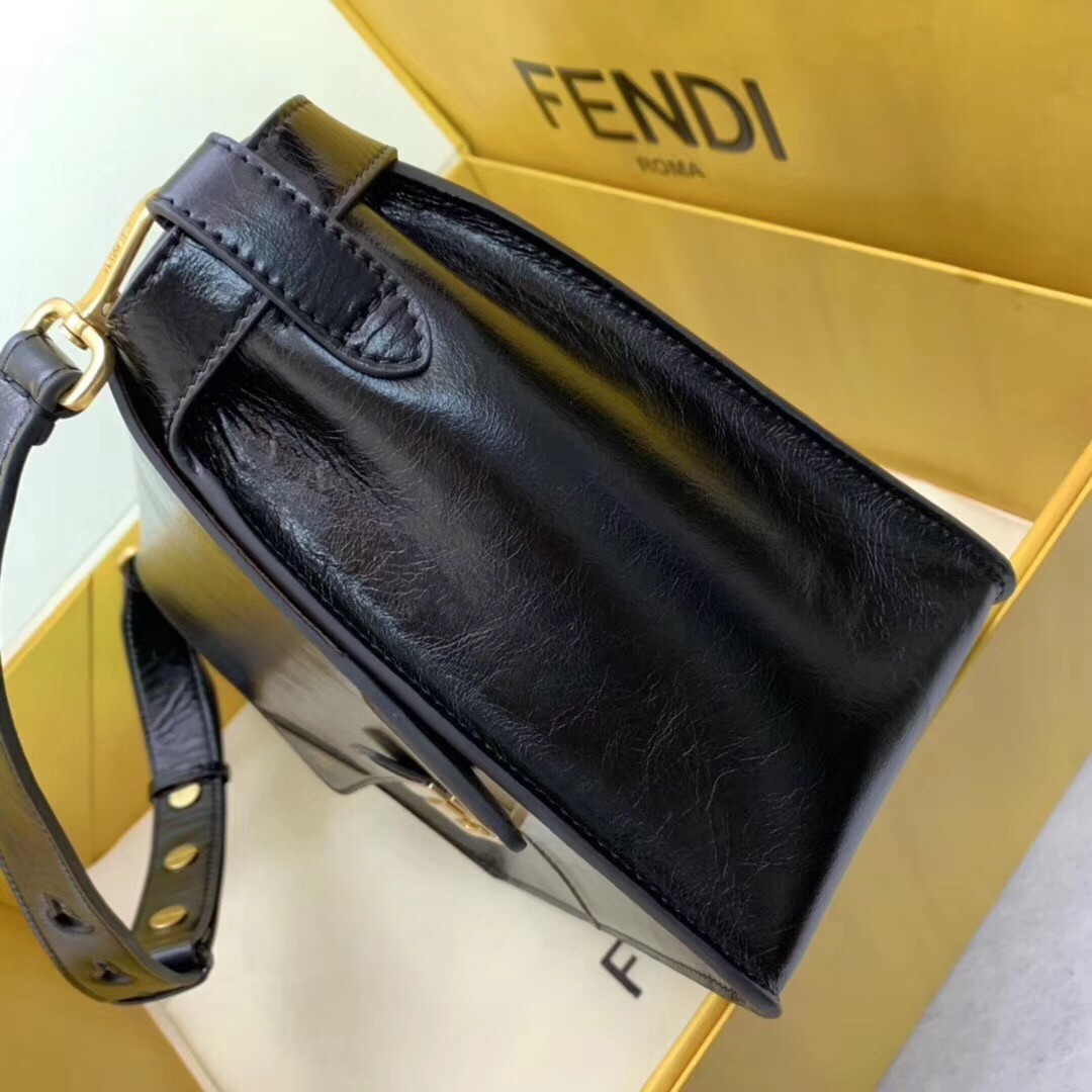 F**di large kan u bag in black glossy lambskin