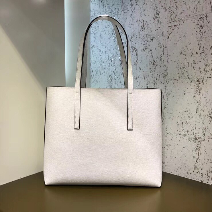 F**di white leather logo shopper bag