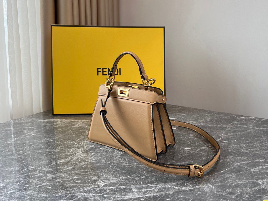 F**di peekaboo iseeu petite bag in beige nappa leather