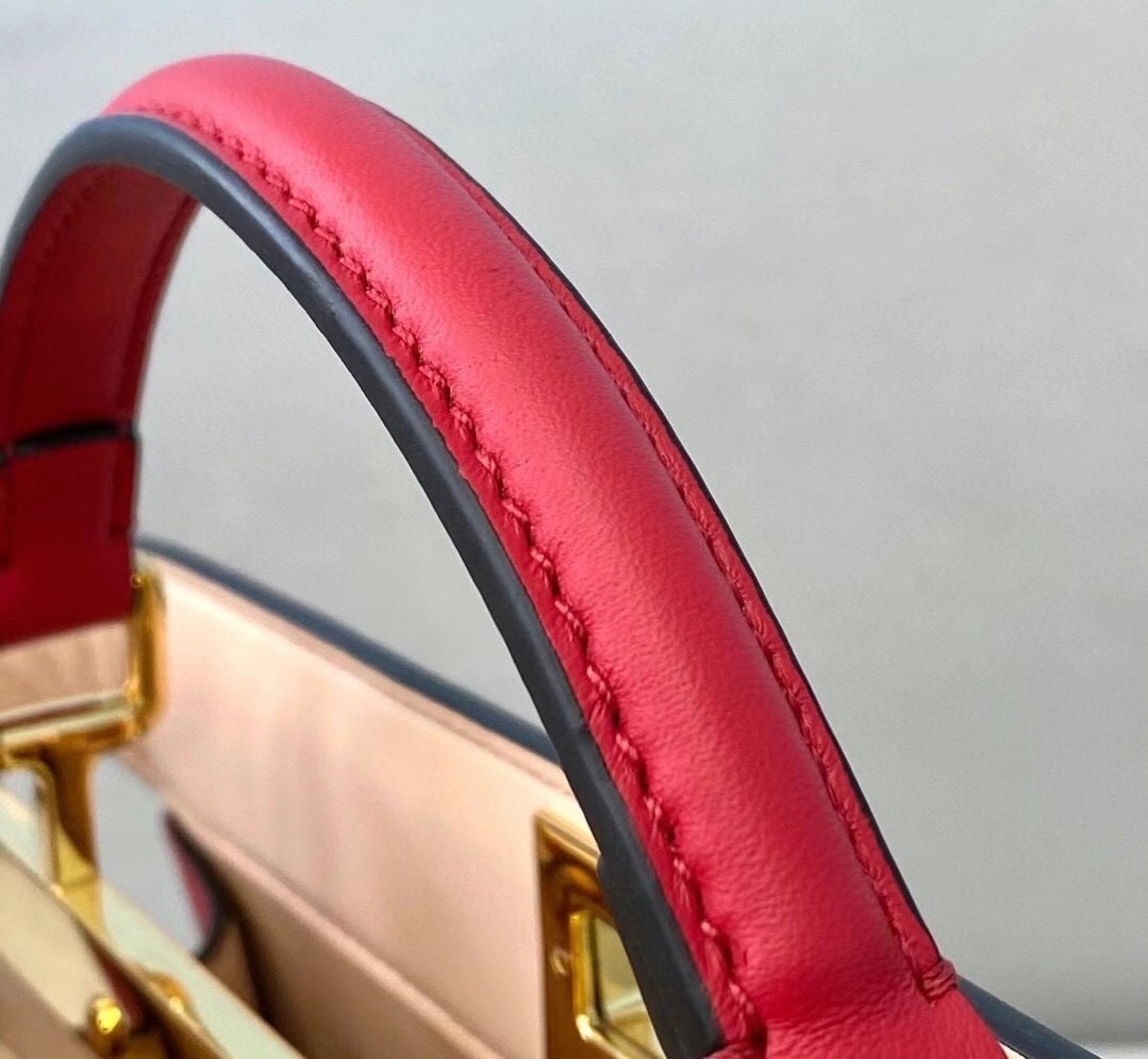 F**di peekaboo iseeu east-west bag in red nappa
