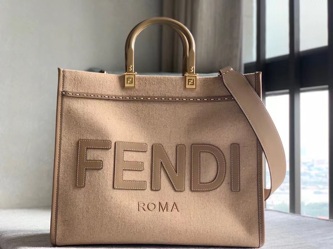 F**di sunshine medium shopper bag in brown flannel