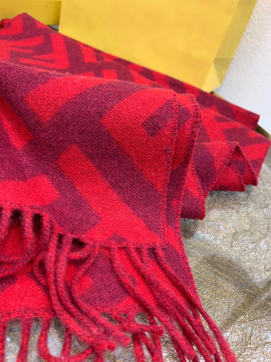 F**di red cashmere ff long scarf