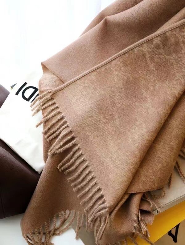 F**di karl poncho in beige wool and cashmere