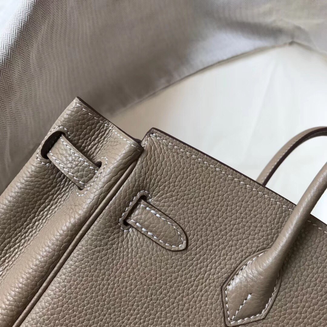 H**mes birkin 25cm bag in tourterelle clemence leather