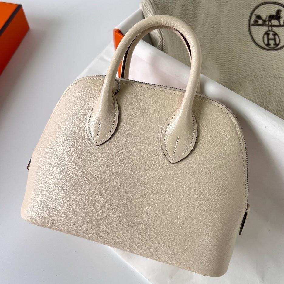 H**mes bolide 1923 mini handmade bag in nata chevre mysore leather