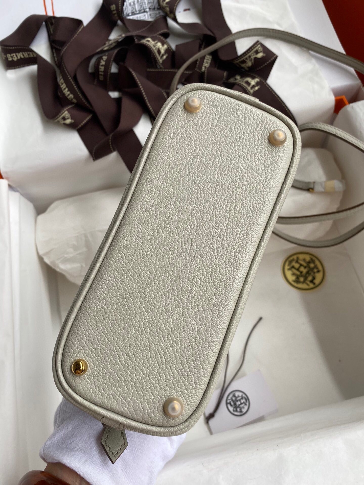 H**mes bolide 1923 mini handmade bag in pearl grey chevre mysore leather
