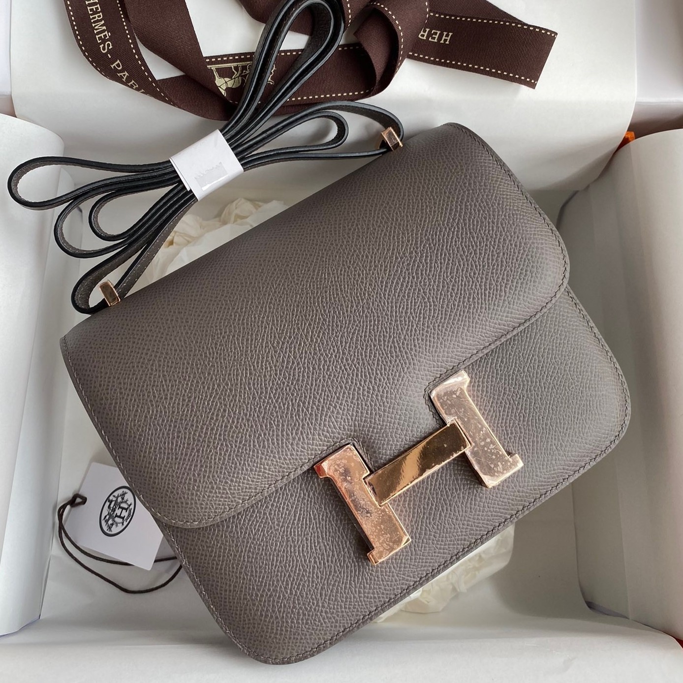 H**mes constance 18 handmade bag in etain epsom calfskin