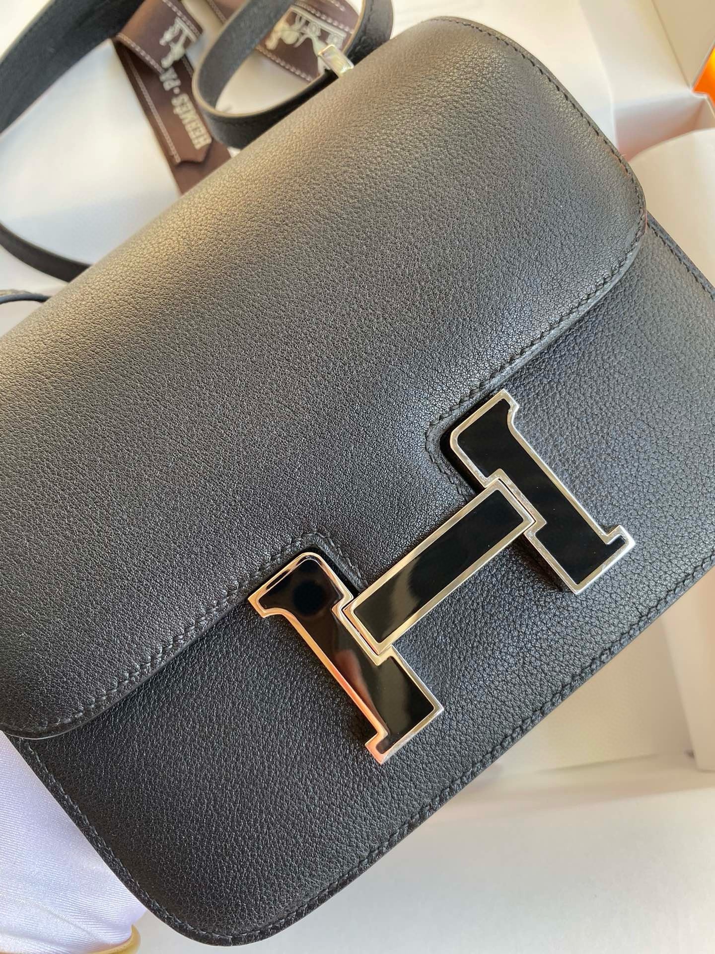 H**mes constance enamel 18 handmade bag in black swift calfskin