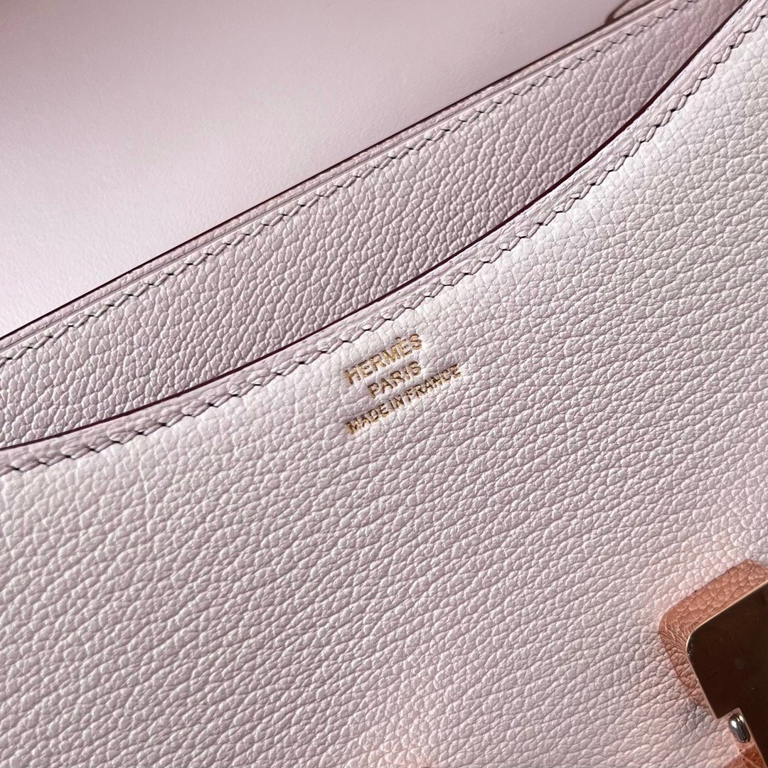 H**mes constance 1-18 mirror bag in mauve pale chevre mysore leather