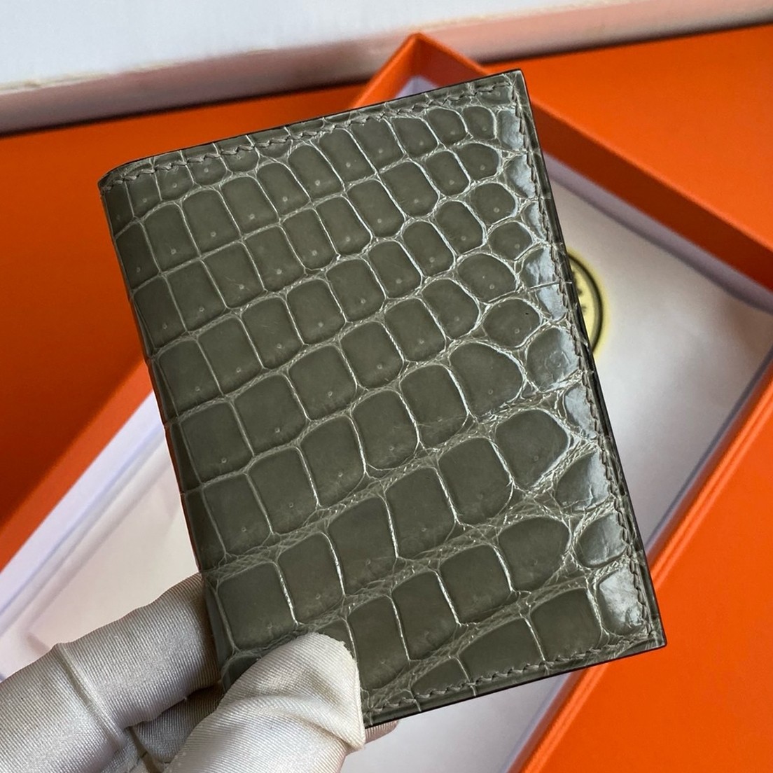 H**mes mc² euclide card holder in tourterelle shiny alligator leather