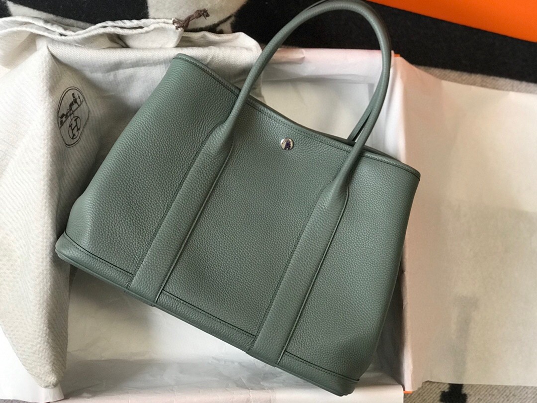 H**mes garden party 36 bag in vert amanda clemence leather