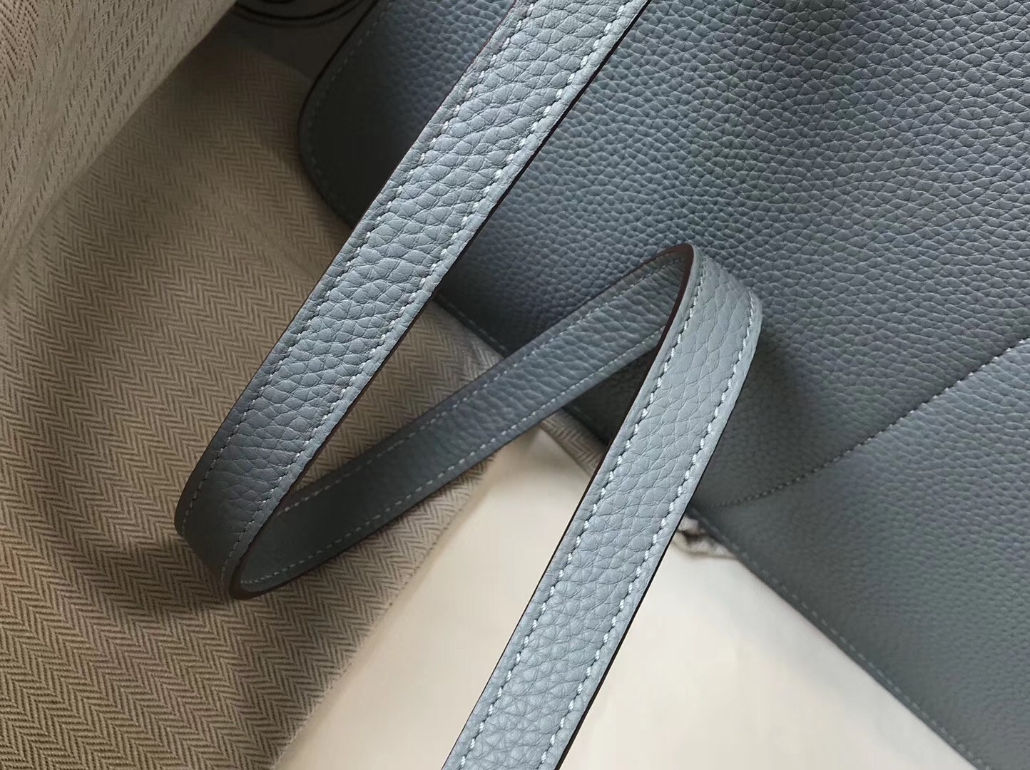 H**mes halzan 31cm bag in blue lin clemence leather