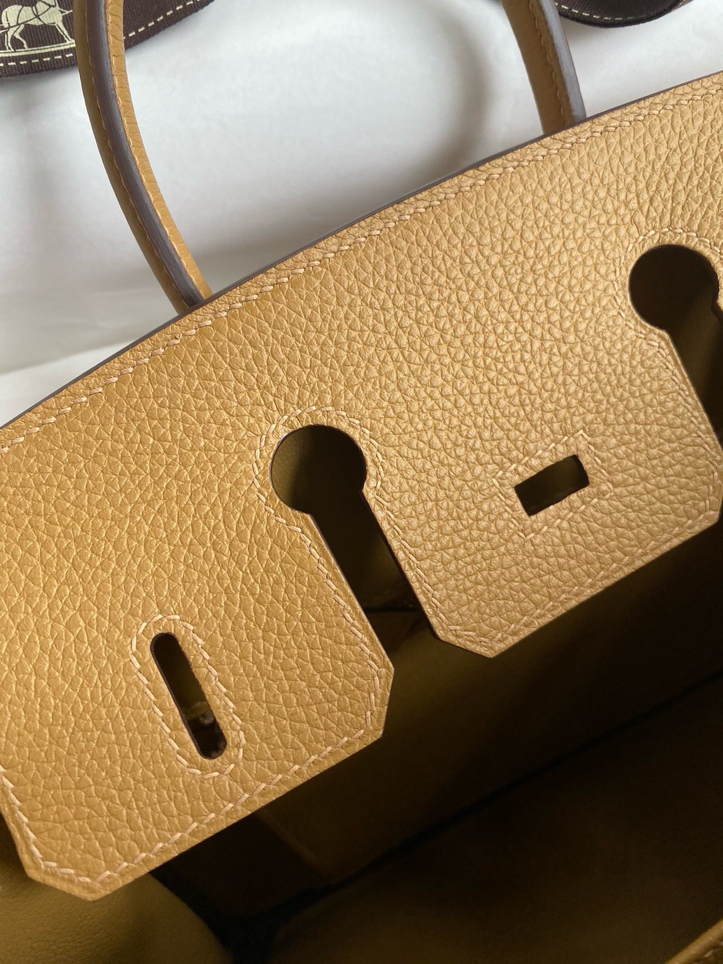 H**mes birkin 25 retourne handmade bag in biscuit clemence leather