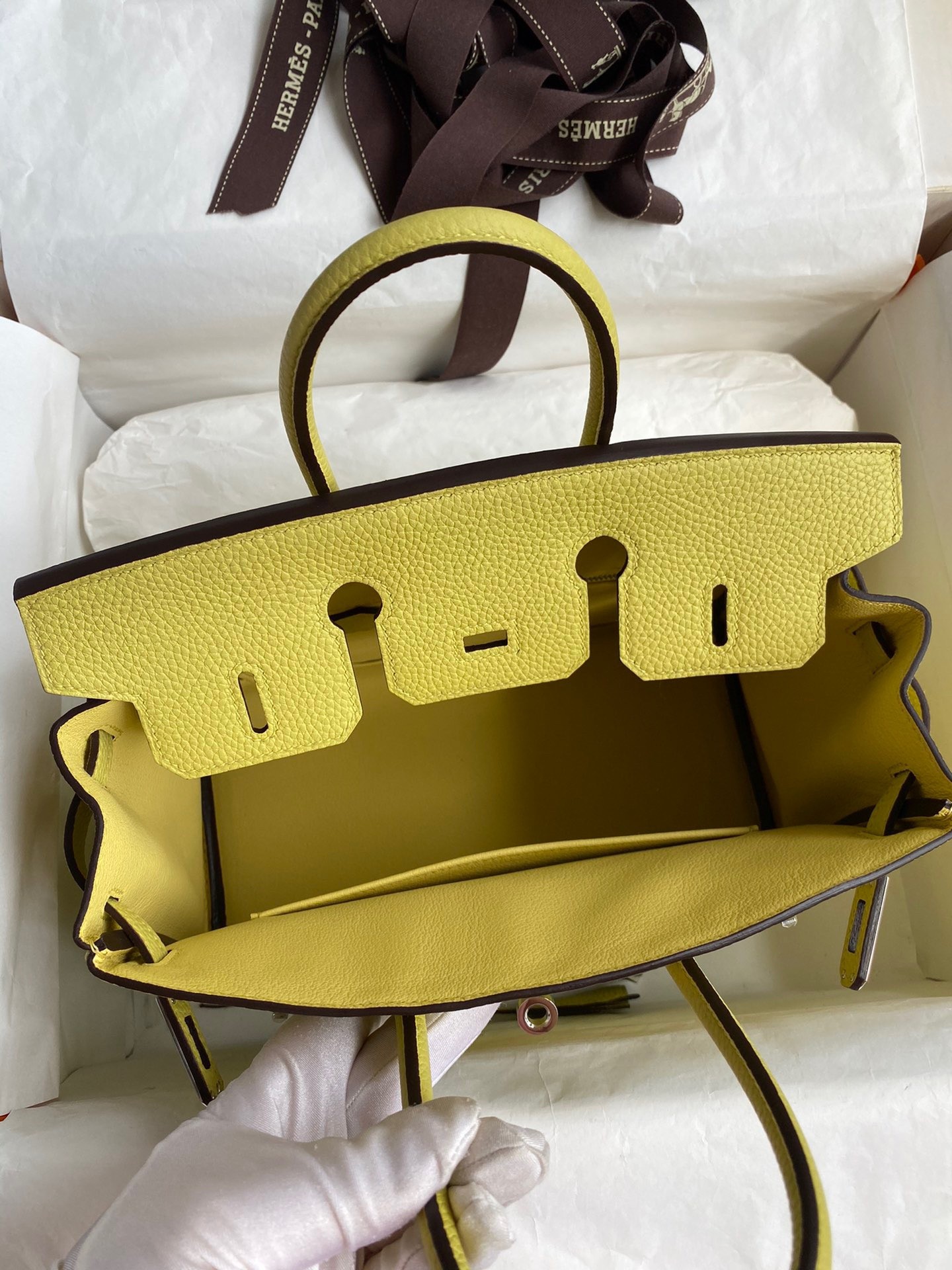 H**mes birkin 25 retourne handmade bag in jaune poussin clemence leather