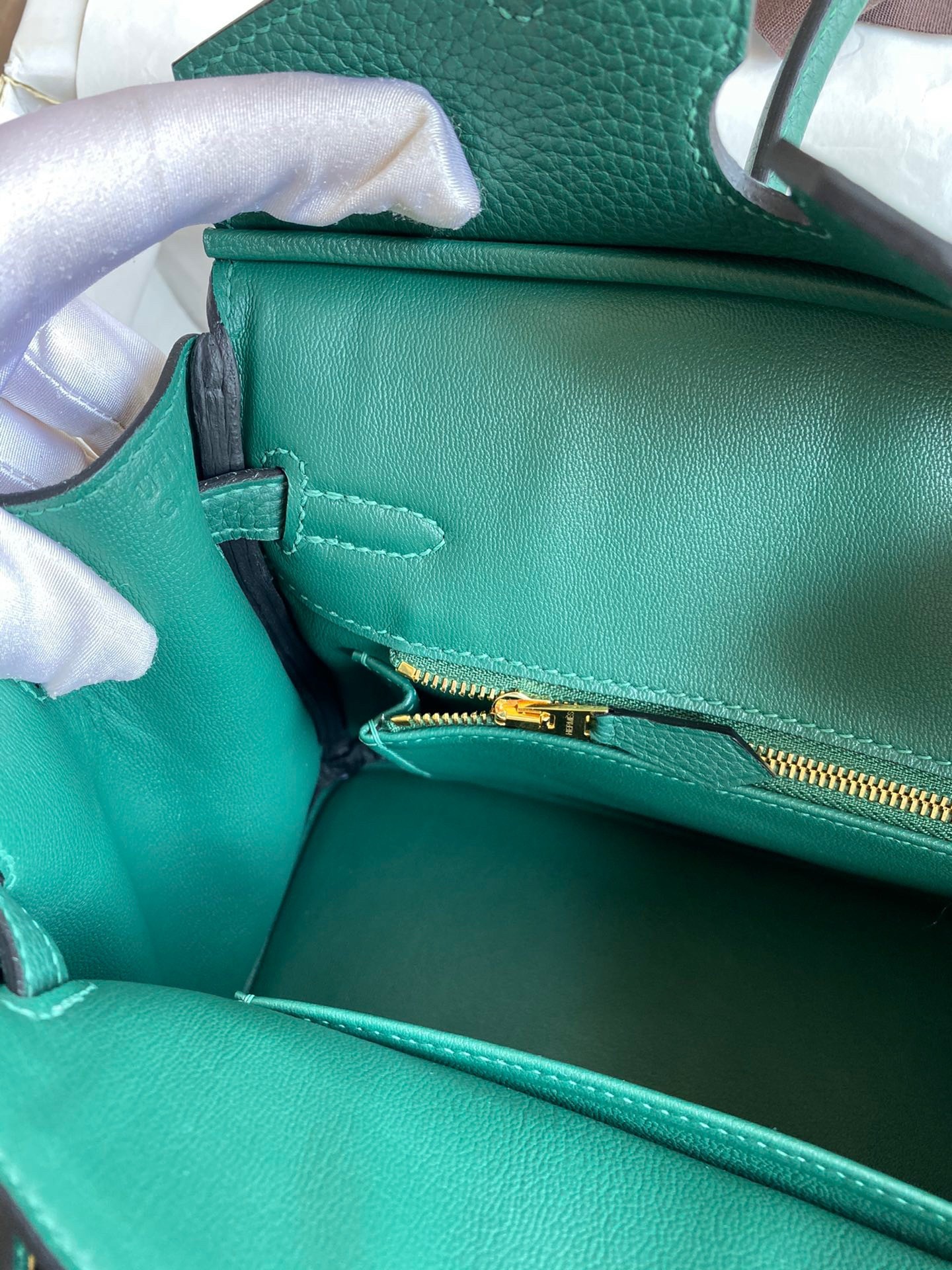 H**mes birkin 25 retourne handmade bag in malachite clemence leather
