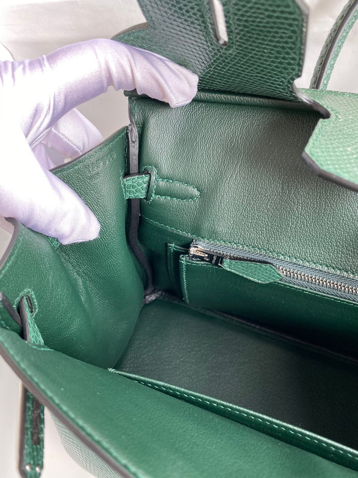 H**mes birkin 25 retourne handmade bag in malachite lizard leather
