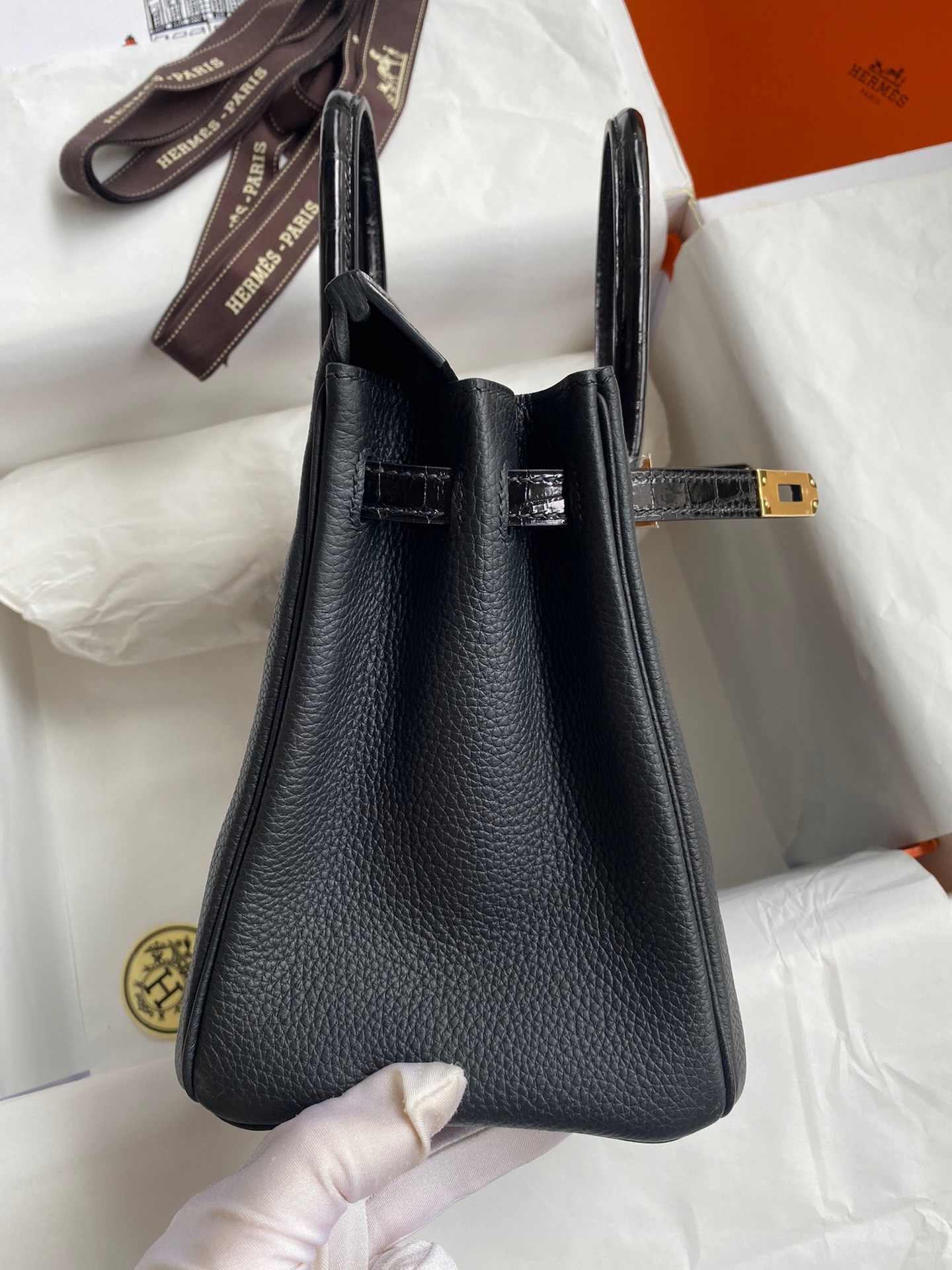 H**mes touch birkin 25 bag in black togo and shiny alligator leather