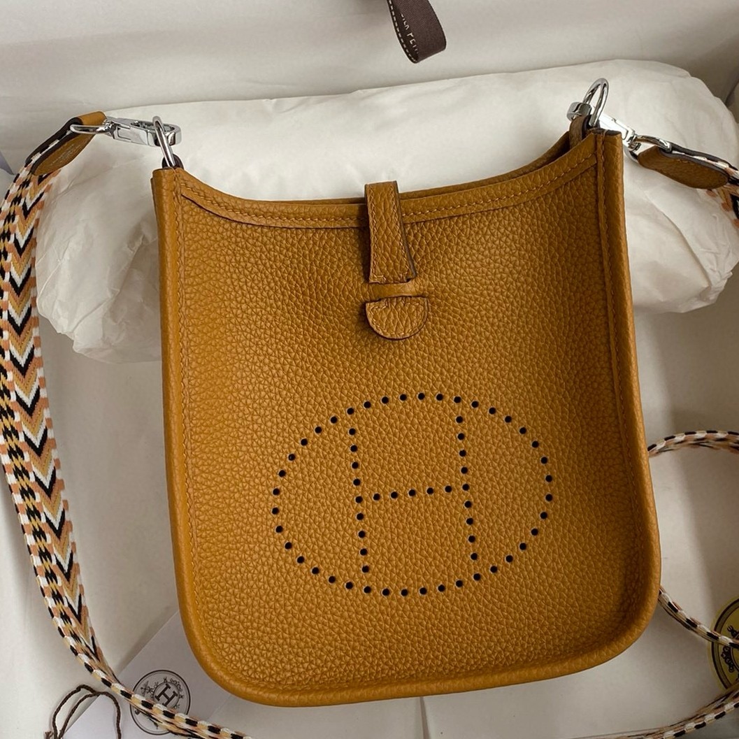 H**mes evelyne mini handmade bag in sesame clemence leather