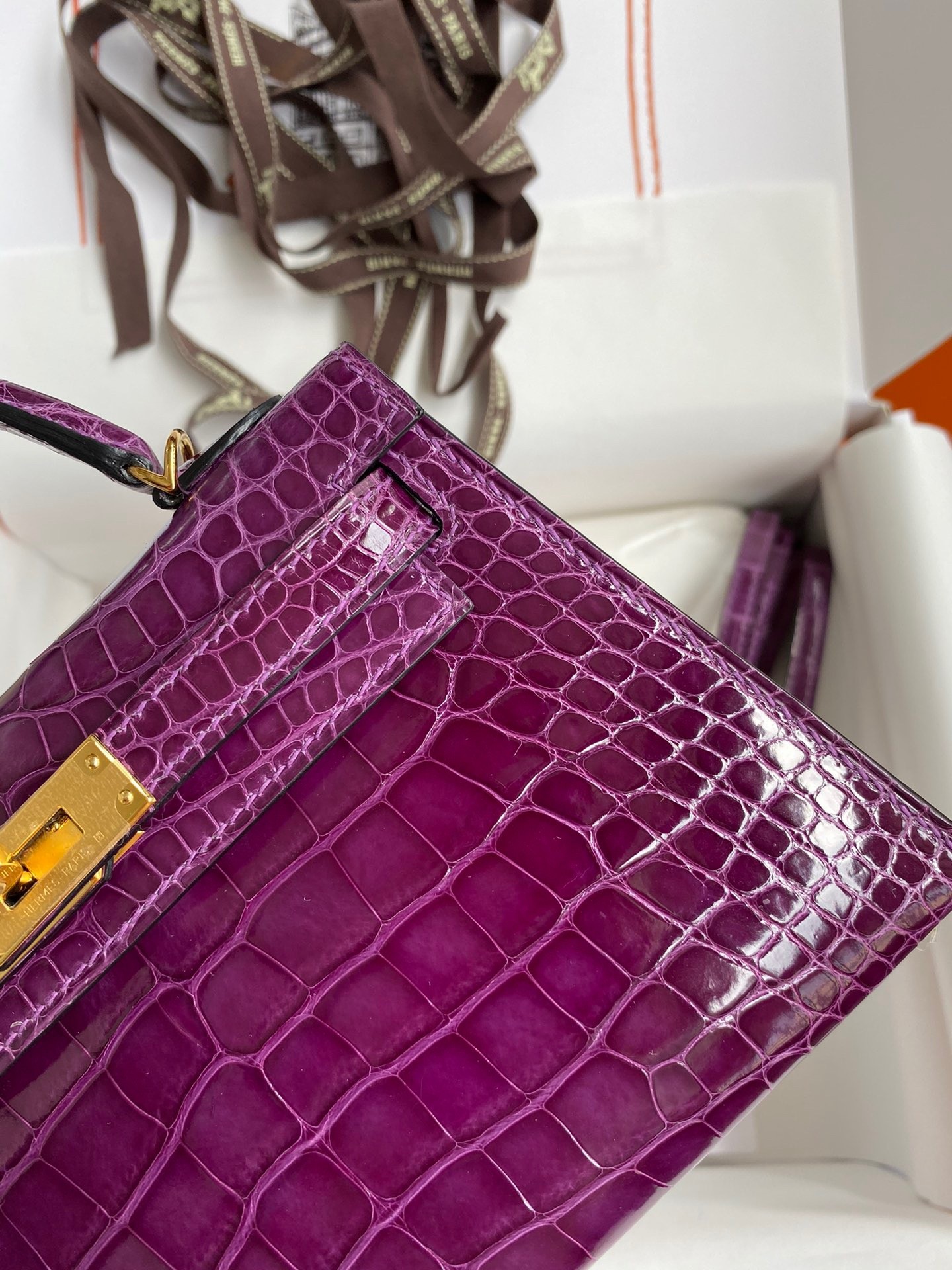 H**mes kelly mini ii sellier handmade bag in purple shiny alligator leather