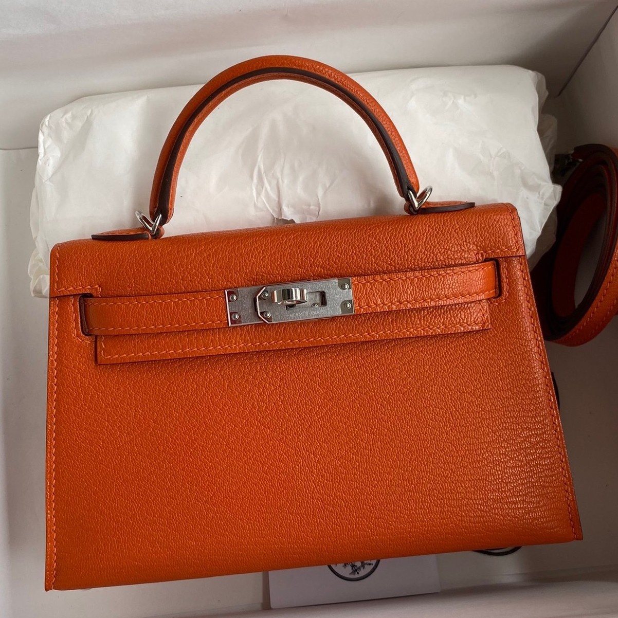 H**mes kelly mini ii sellier handmade bag in orange chevre mysore leather