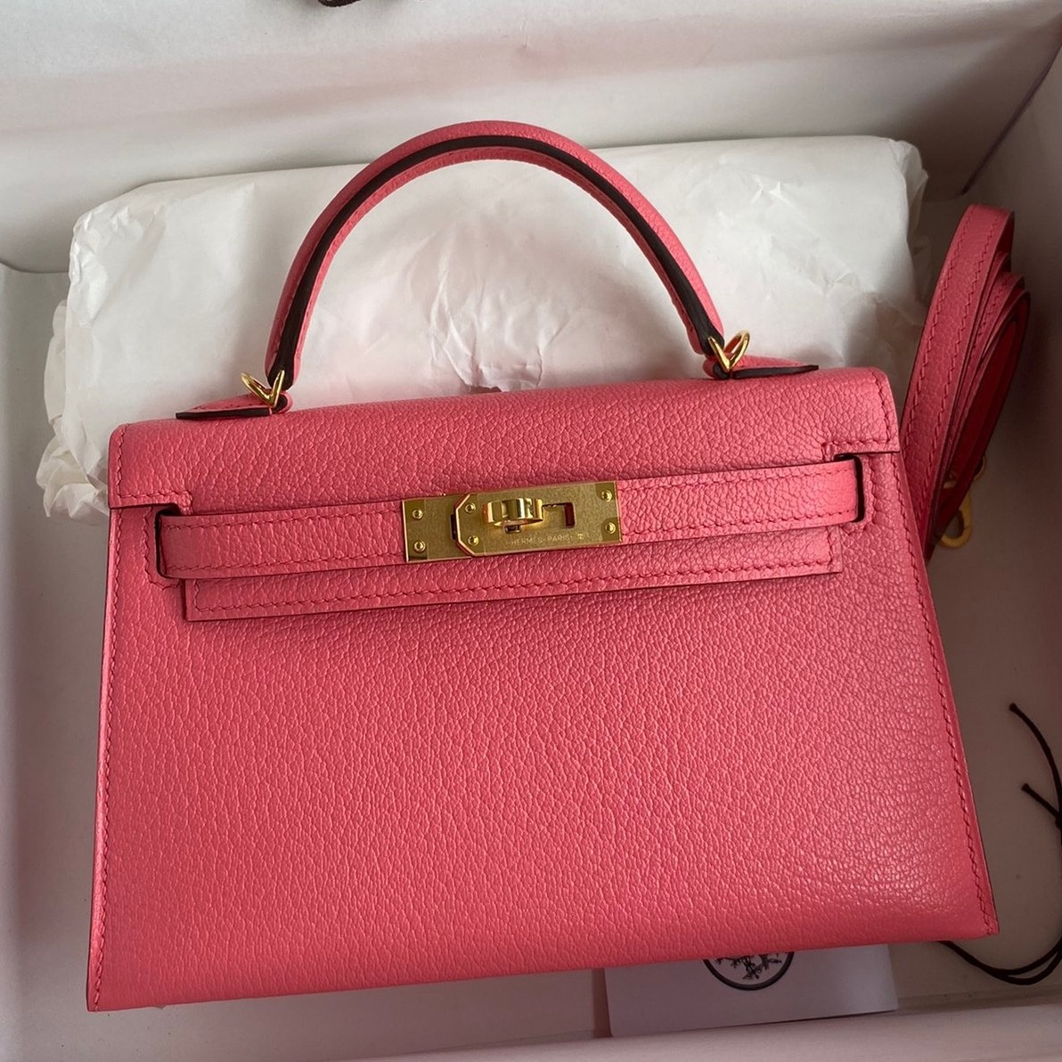 H**mes kelly mini ii sellier handmade bag in rose lipstick chevre mysore leather
