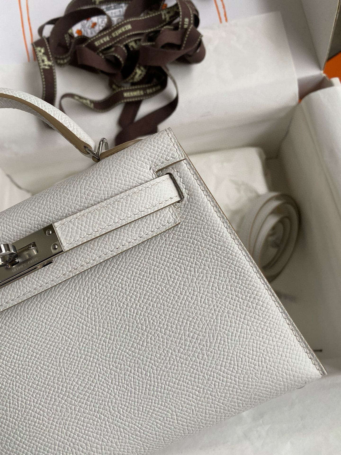 H**mes kelly mini ii sellier handmade bag in gris pale epsom calfskin