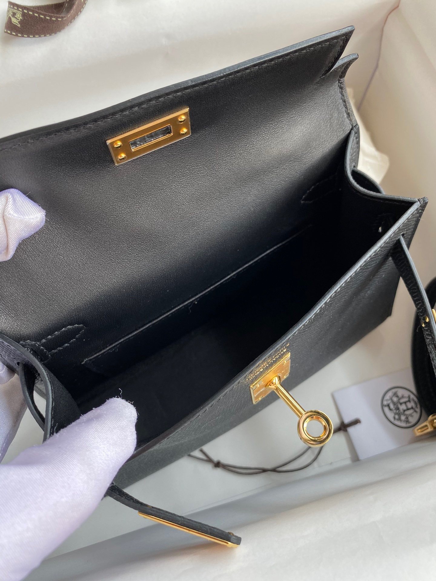 H**mes kelly mini ii sellier handmade bag in black epsom calfskin