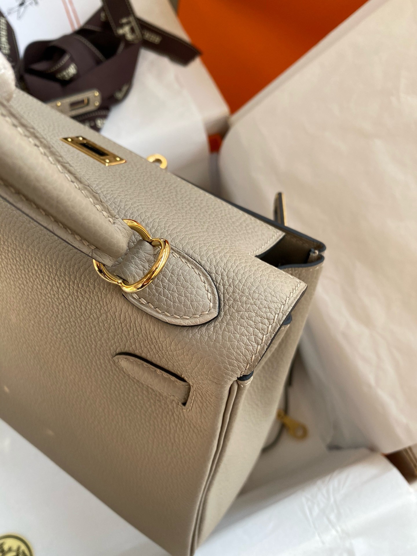 H**mes kelly retourne 25 handmade bag in gris tourterelle clemence leather