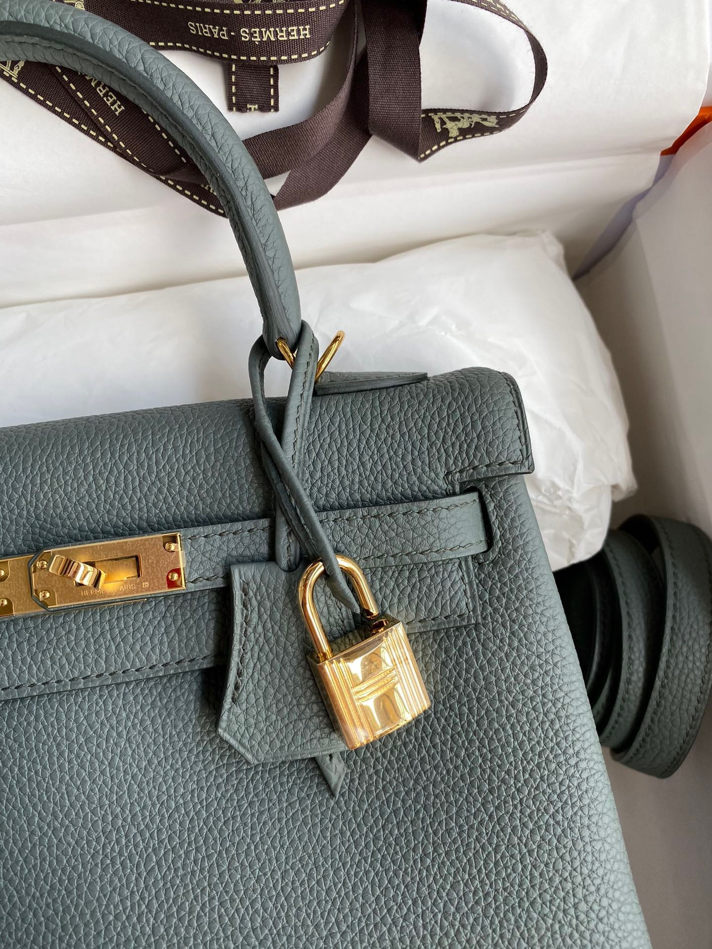 H**mes kelly retourne 25 handmade bag in vert amande clemence leather