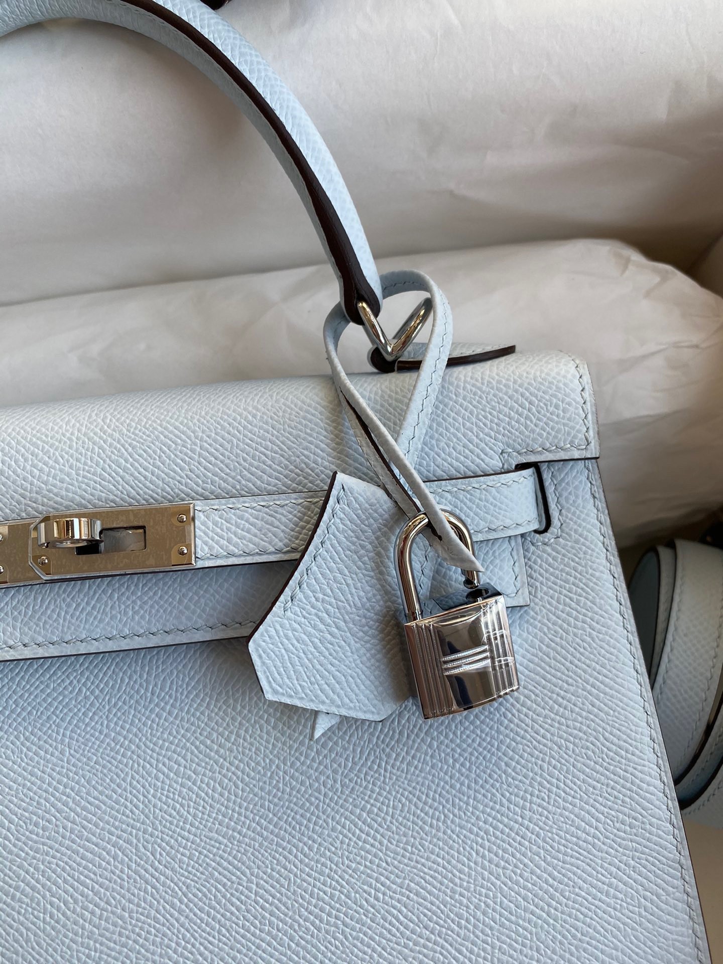 H**mes kelly sellier 25 handmade bag in blue brume epsom calfskin