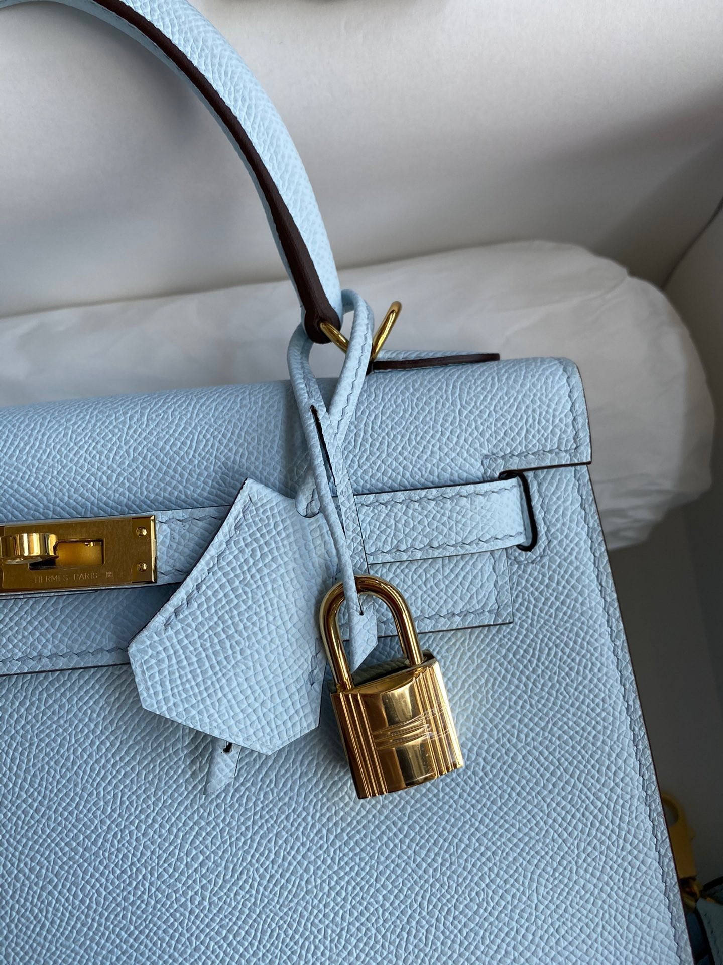 H**mes kelly sellier 25 handmade bag in celeste epsom calfskin