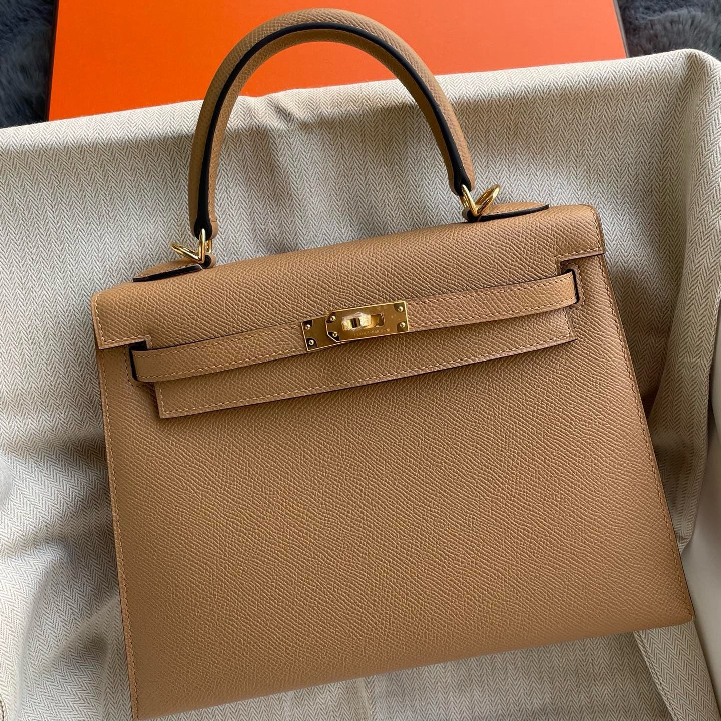 H**mes kelly sellier 25 handmade bag in chai epsom calfskin