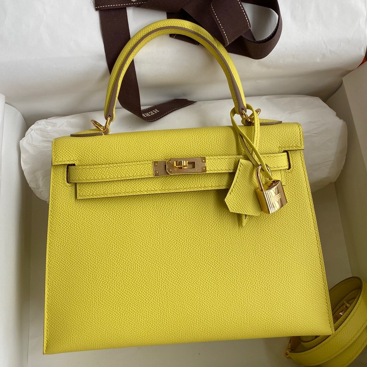 H**mes kelly sellier 25 handmade bag in lime epsom calfskin