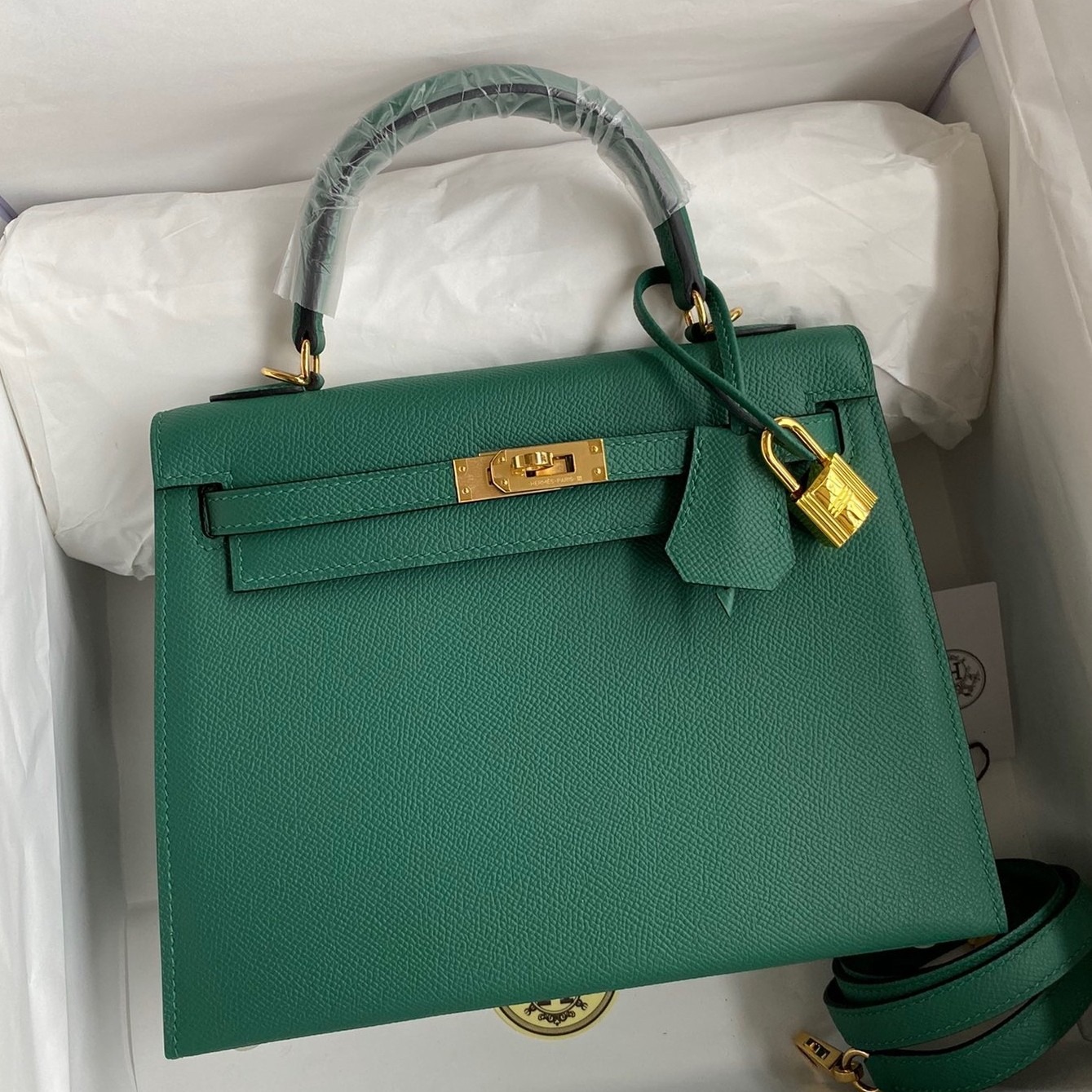 H**mes kelly sellier 25 handmade bag in malachite epsom calfskin