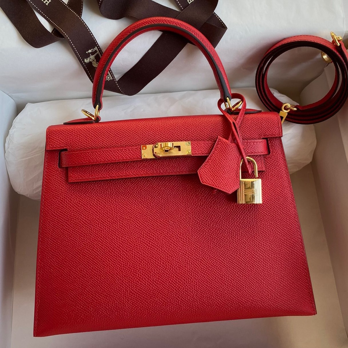 H**mes kelly sellier 25 handmade bag in red epsom calfskin