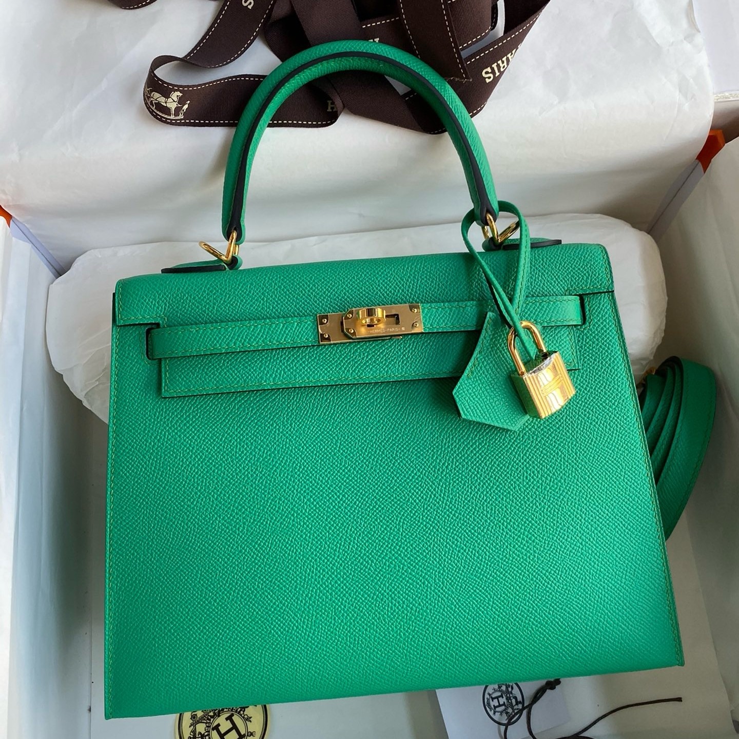 H**mes kelly sellier 25 handmade bag in vert jade epsom calfskin
