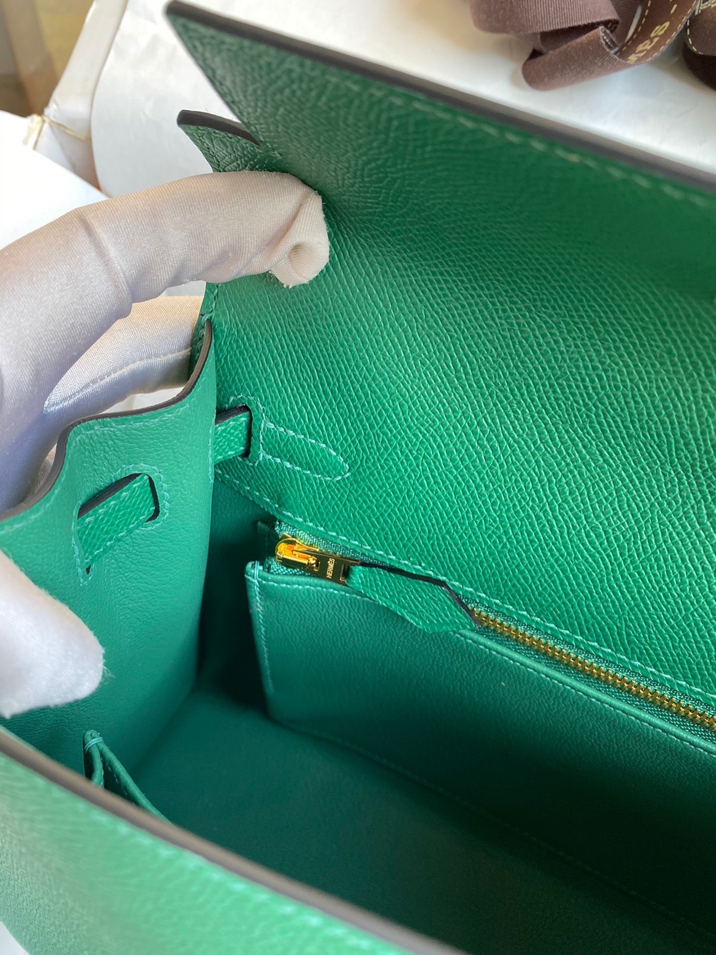 H**mes kelly sellier 25 handmade bag in vert vertigo epsom calfskin