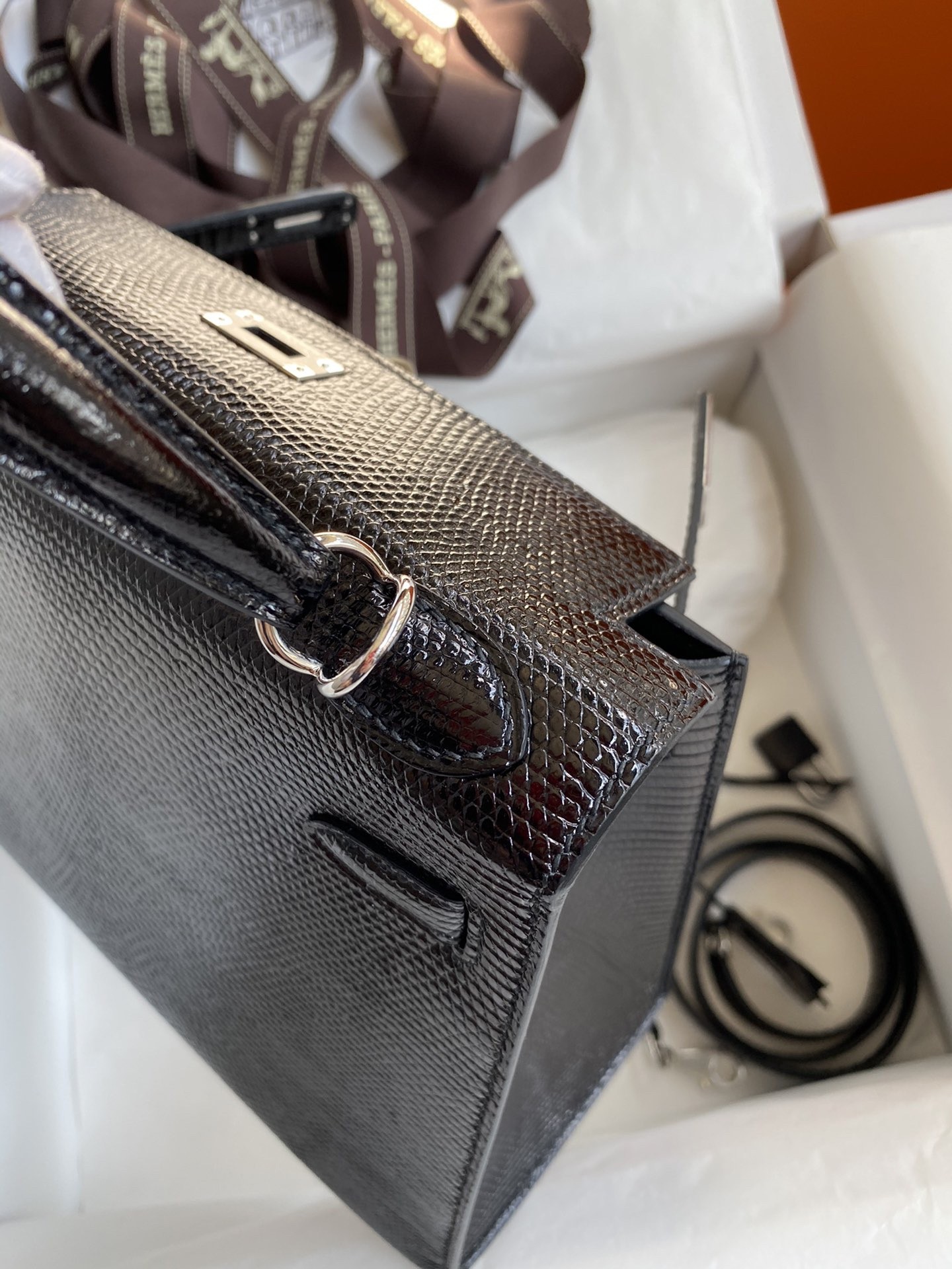 H**mes kelly sellier 25 handmade bag in black lizard leather