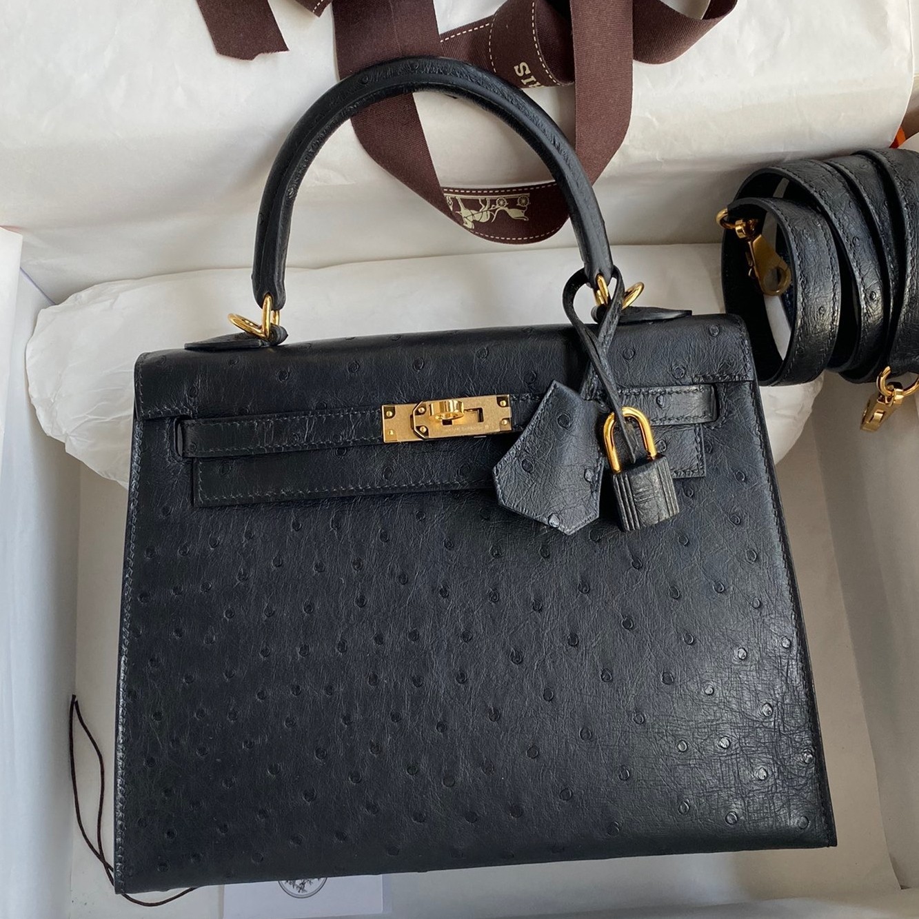 H**mes kelly sellier 25 handmade bag in black ostrich leather