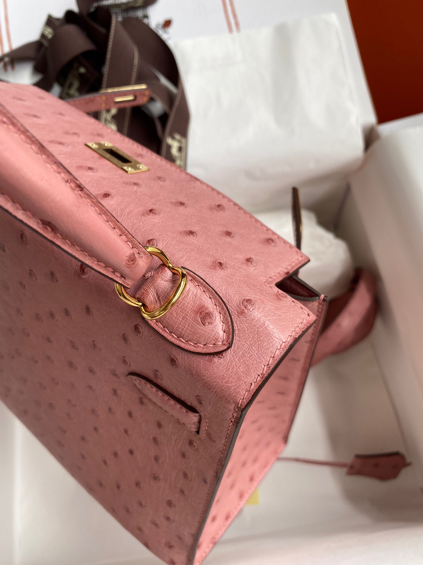 H**mes kelly sellier 25 handmade bag in terre cuite ostrich leather