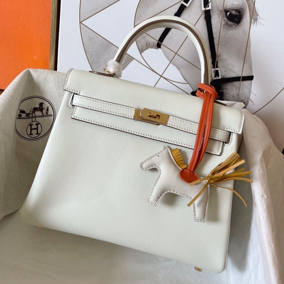 H**mes kelly retourne 25 handmade bag in craie swift calfskin