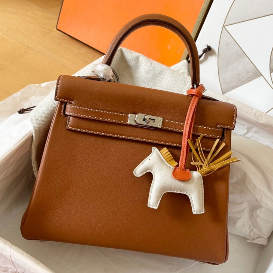 H**mes kelly retourne 25 handmade bag in gold swift calfskin