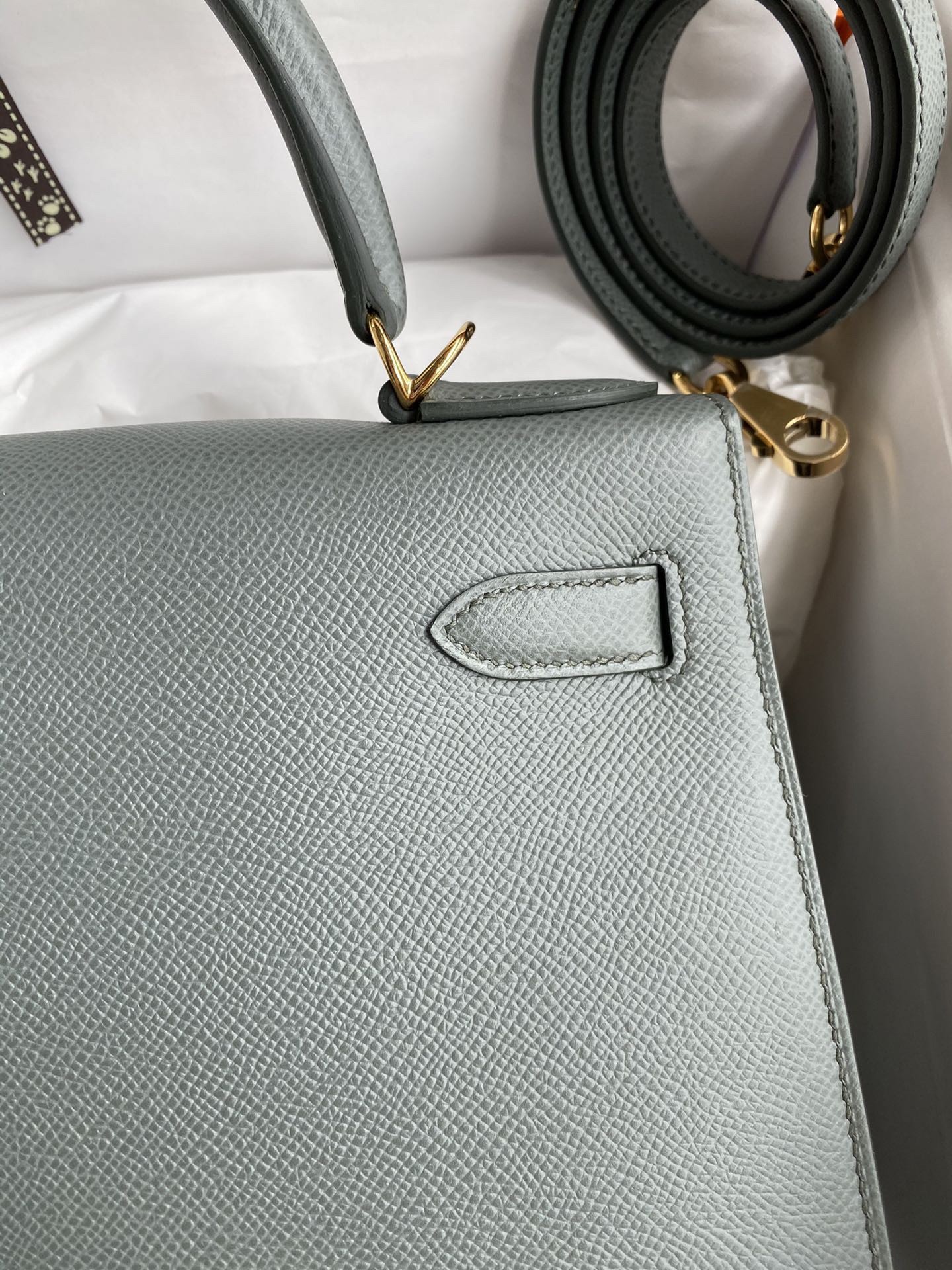 H**mes kelly sellier 28 handmade bag in vert amande epsom calfskin