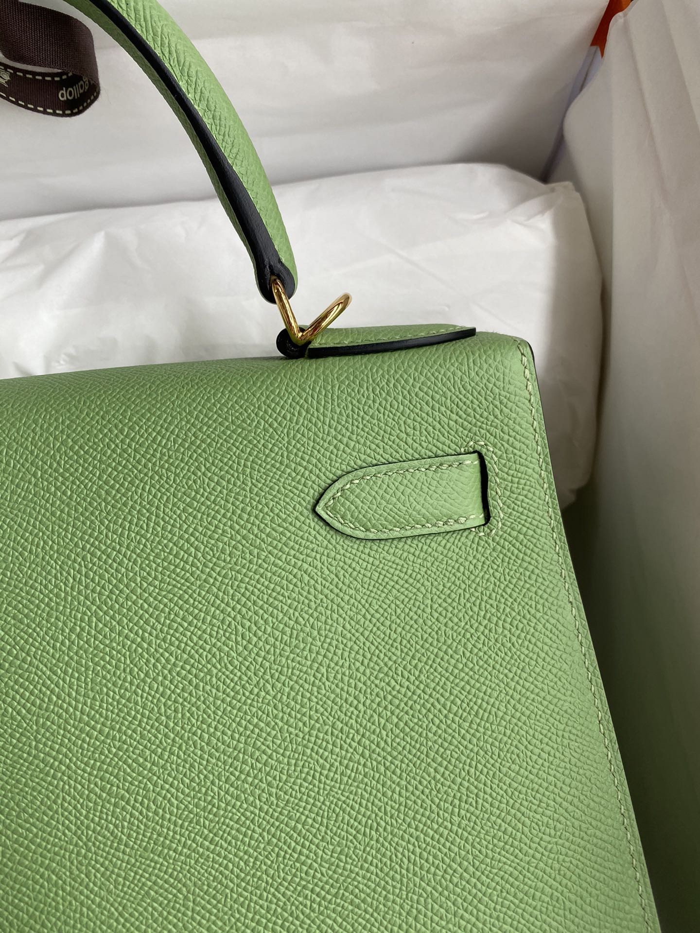 H**mes kelly sellier 28 handmade bag in vert criquet epsom calfskin