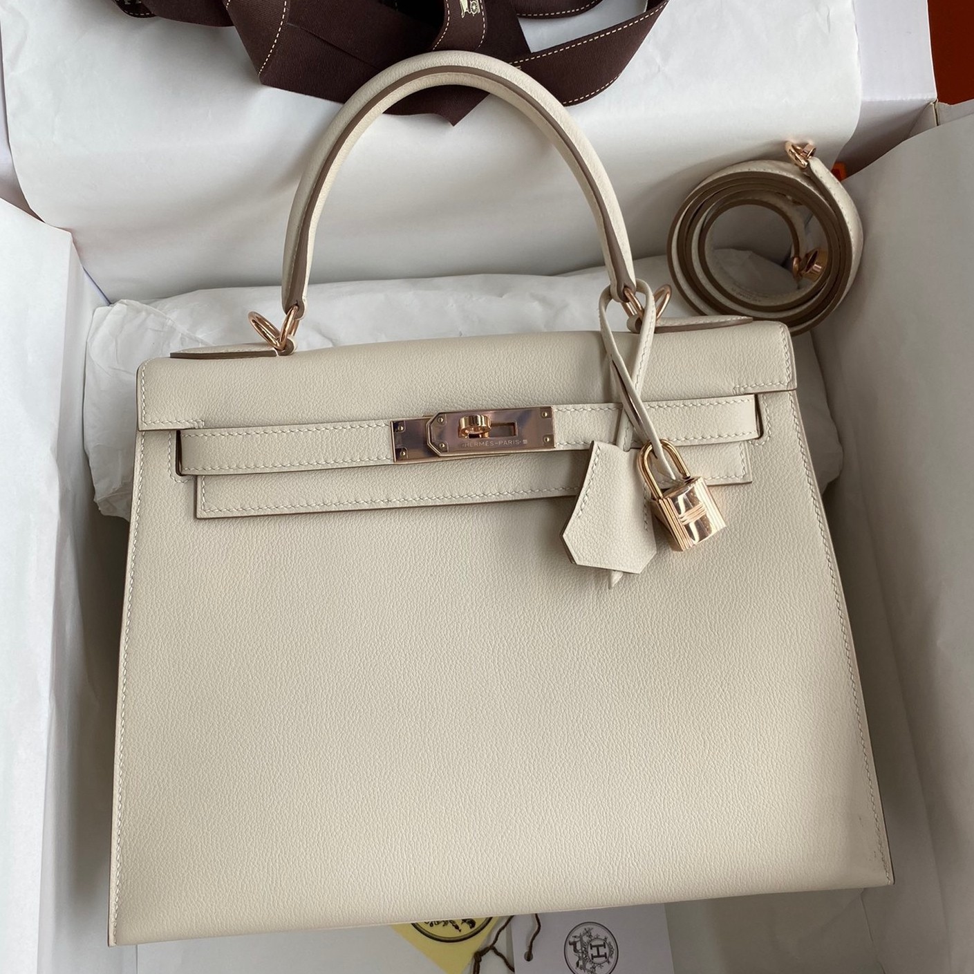 H**mes kelly sellier 28 handmade bag in craie evercolor calfskin